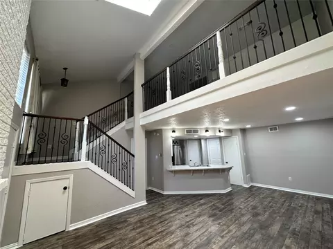 54 Evanston St #5, Houston, TX 77015