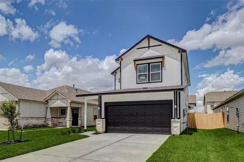 6471 Escondido Dr, Rosharon, TX 77583