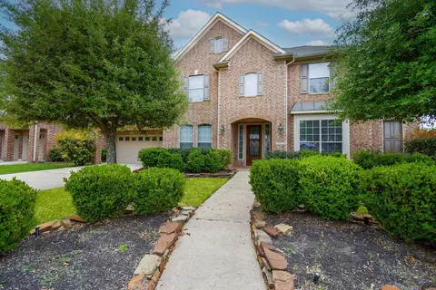 7606 Westmoreland Dr, Sugar Land, TX 77479