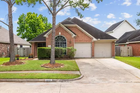 3602 Parkshire Dr, Pearland, TX 77584