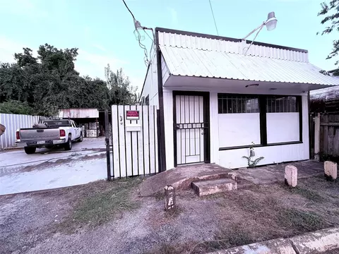 6325 Cullen Blvd, Houston, TX 77021