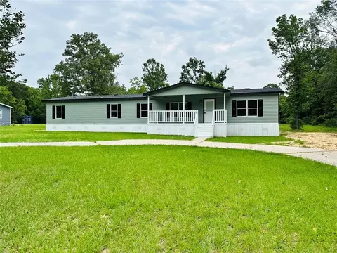 17693 Pine View Dr, Conroe, TX 77302 photo 1