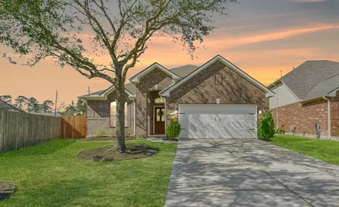 31607 Summit Springs Ln, Spring, TX 77386