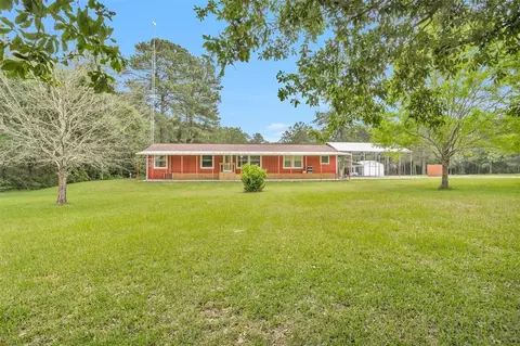 57 Family Ln, New Waverly, TX 77358