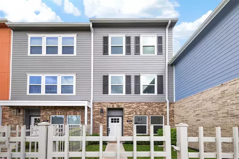 5262 Ella Blvd #104, Houston, TX 77018