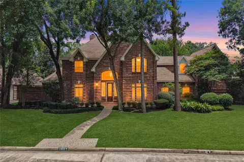 11822 Primwood Dr, Houston, TX 77070