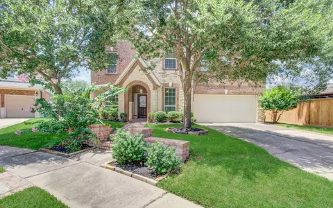 18018 Channel Hill Dr, Cypress, TX 77433