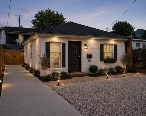 4406 Allen St, Houston, TX 77007