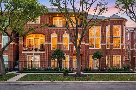 416 Mcgowen St, Houston, TX 77006