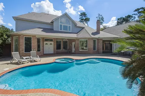 Exterior - 16111 Wimbledon Forest Dr, Spring, TX 77379 photo 6 of 7