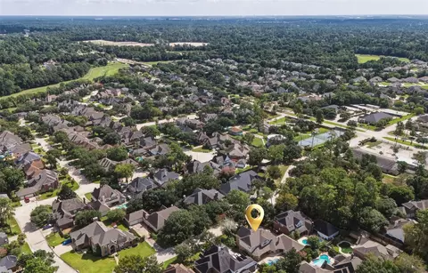 View/Area - 16111 Wimbledon Forest Dr, Spring, TX 77379 photo 7 of 10