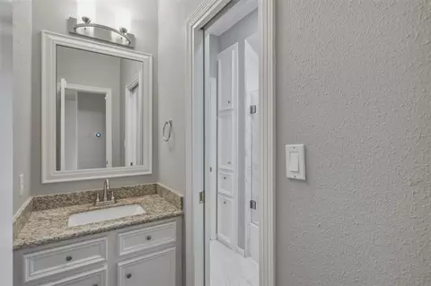 Bath - 16111 Wimbledon Forest Dr, Spring, TX 77379 photo 10 of 10