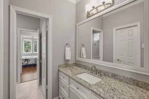 Bath - 16111 Wimbledon Forest Dr, Spring, TX 77379 photo 4 of 10