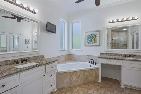 Bath - 16111 Wimbledon Forest Dr, Spring, TX 77379 photo 1 of 10