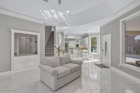 Living - 16111 Wimbledon Forest Dr, Spring, TX 77379 photo 4 of 4