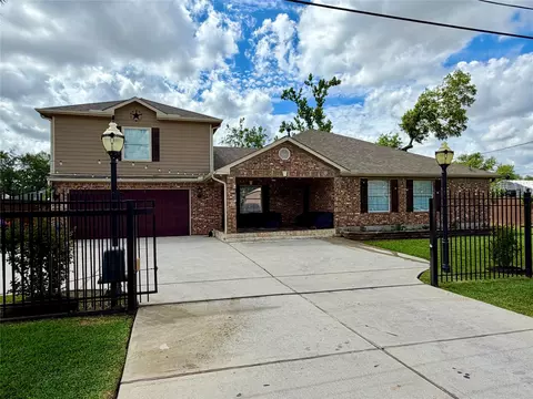 14110 Brownsville St, Houston, TX 77015