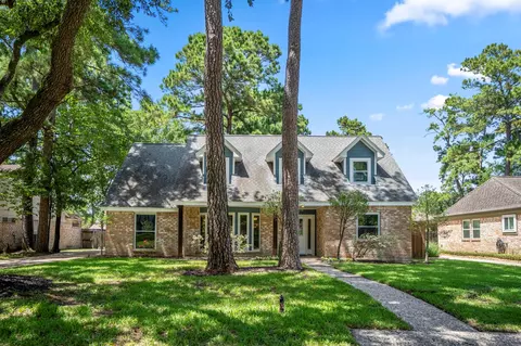 7806 Bideford Ln, Houston, TX 77070
