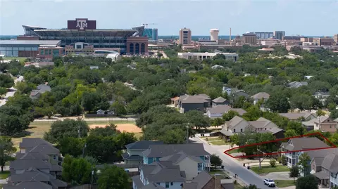 801 Fairview Ave, College Station, TX 77840