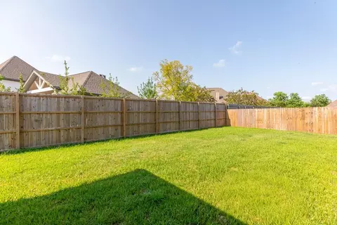 Exterior - 3541 Lily Ln, Beaumont, TX 77713 photo 3 of 4