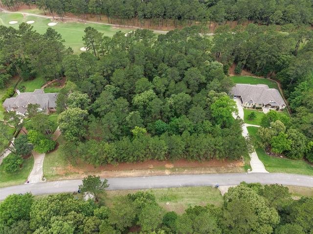 37243 Masters Cir, Magnolia, TX 77355