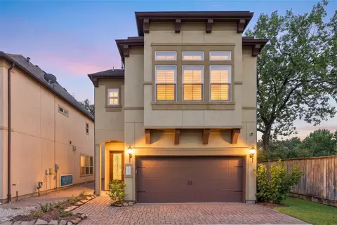 2805 Shadow Woods Ct, Houston, TX 77043