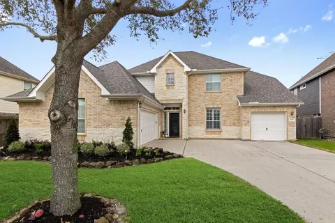 2209 Lisa Ln, Deer Park, TX 77536