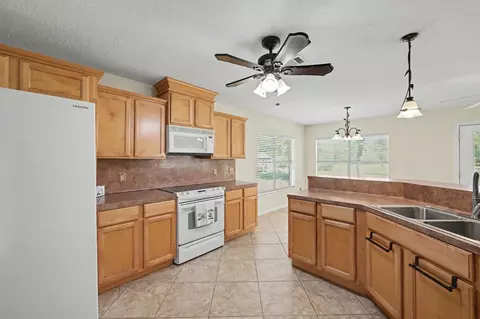 Kitchen - 15 Lakeside, Trinity, TX 75862 photo 1 of 2