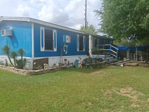 7318 Rabbit Hollow Dr, Baytown, TX 77521