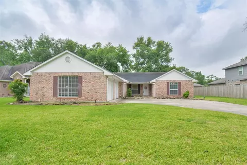 419 S Starboard St, Crosby, TX 77532