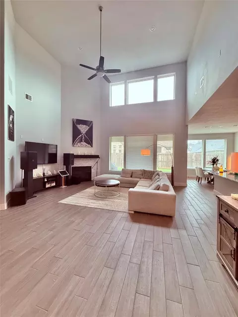 1815 Brea Ridge Trl, Katy, TX 77494