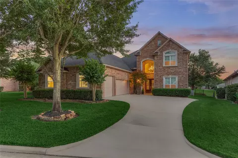 12336 Oak Bend Cir, Conroe, TX 77304