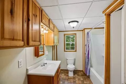 Bath - 164 N Frank Rd, Trinity, TX 75862 photo 1 of 1