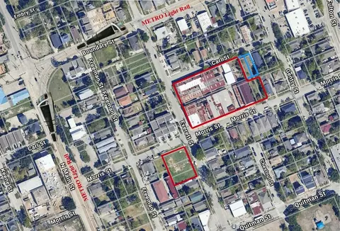 2323 Everett St, Houston, TX 77009