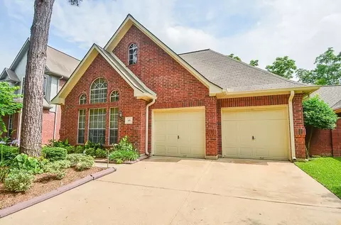 46 Grants Lake Cir, Sugar Land, TX 77479