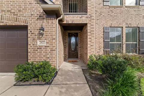 Exterior - 2802 Knotty Forest Dr, Spring, TX 77373 photo 3 of 4