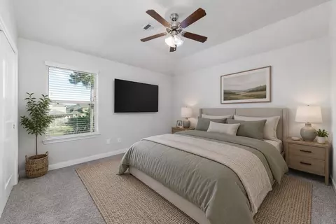 Bedroom - 2802 Knotty Forest Dr, Spring, TX 77373 photo 9 of 14
