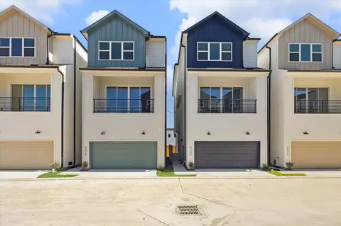 5605 Camino Encantado Dr, Houston, TX 77091