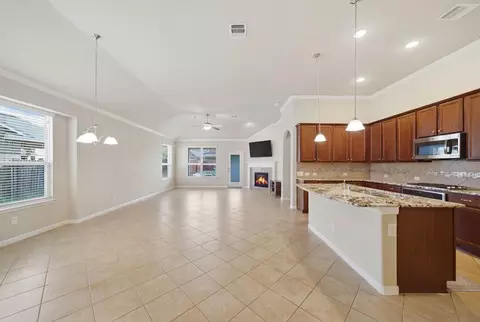 Living - 7618 Willow School Dr, Spring, TX 77389 photo 2 of 4