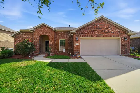 Exterior - 7618 Willow School Dr, Spring, TX 77389 photo 2 of 4