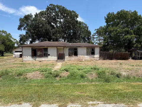 18615 Selig Ln, Guy, TX 77444