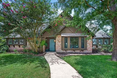 4114 Willow Hill Dr, Seabrook, TX 77586