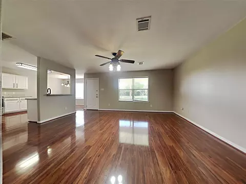 4631 Nueces River Loop, Spring, TX 77386 photo 3
