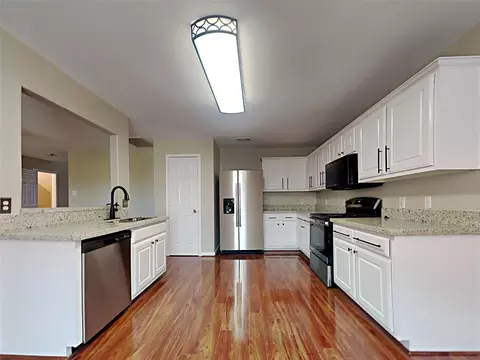 4631 Nueces River Loop, Spring, TX 77386 photo 4