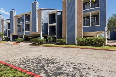 18515 Egret Bay Blvd #906, Houston, TX 77058