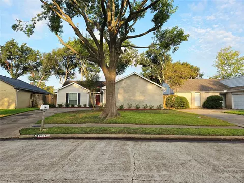 6711 Stonewater, Houston, TX 77084