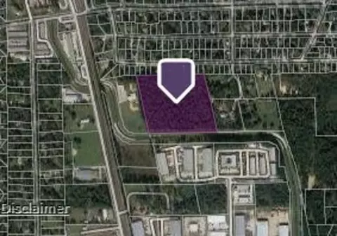 411 Springwood Dr, Conroe, TX 77385 photo 11