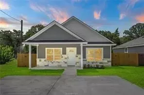 1913 Marshall Ave, Bryan, TX 77803 photo 2
