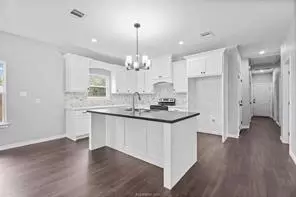 1913 Marshall Ave, Bryan, TX 77803 photo 11