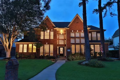 Exterior - 7906 Tizerton Ct, Spring, TX 77379 photo 2 of 9