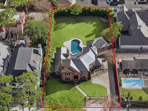 37 E Broad Oaks, Houston, TX 77056